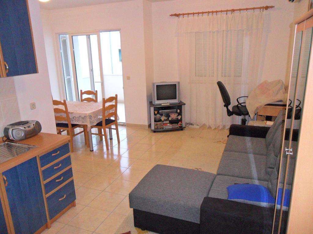 Apartment Kiko Rogoznica  Quarto foto